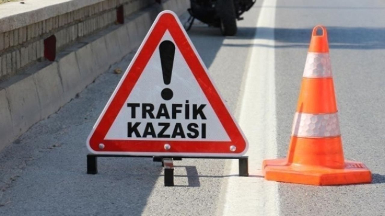 Otomobil ile motosiklet çarpıştı: 1 ölü