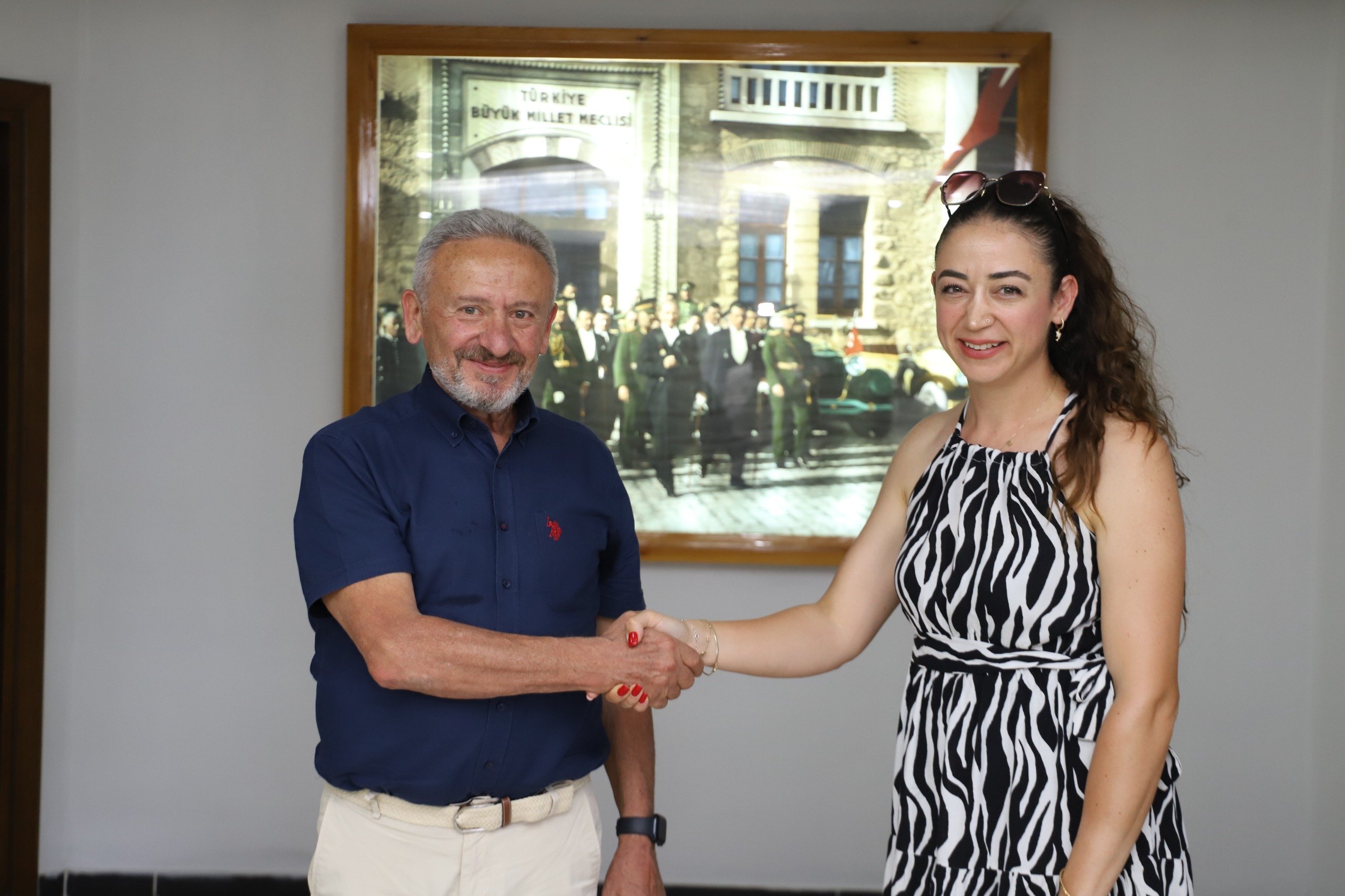 Nazilli Belediyesi personellerine indirimli dil eğitimi fırsatı