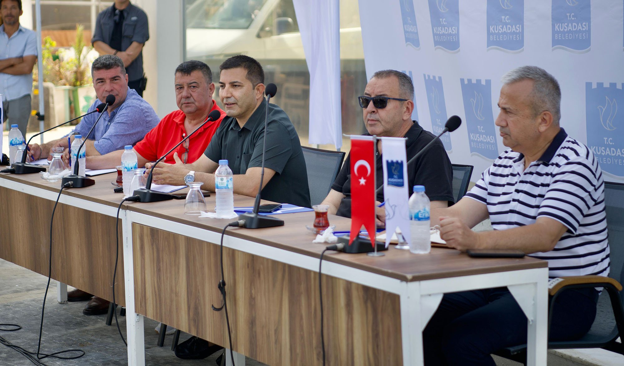 Başkan Ömer Günel “Kadınlar denizi esnafının birçok sorununu çözdük”