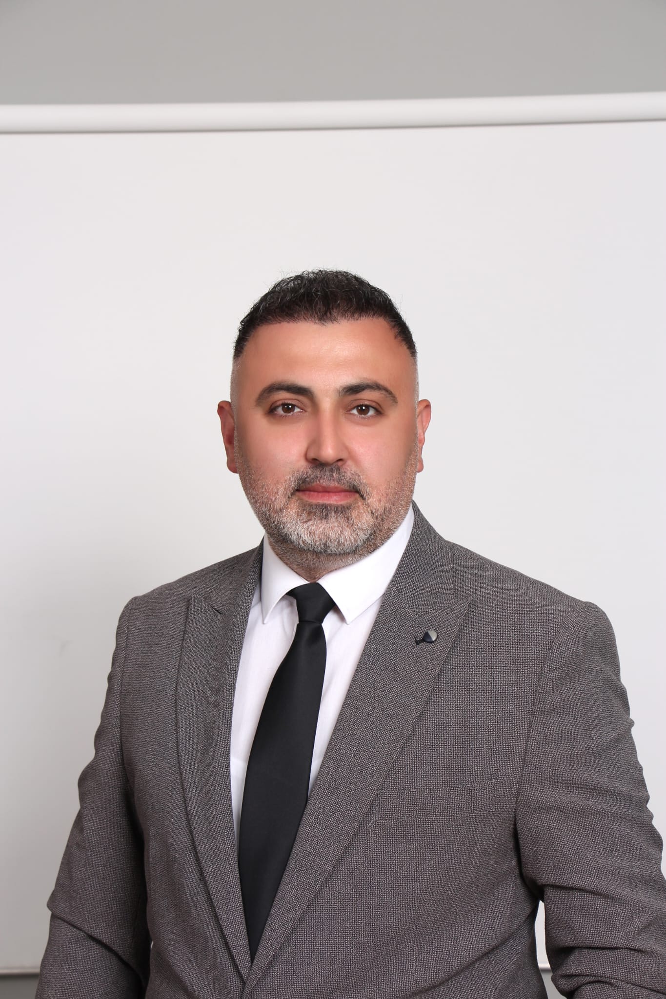 Başkan Avşar Sağlık Yönetmeliğine Tepki Gösterdi