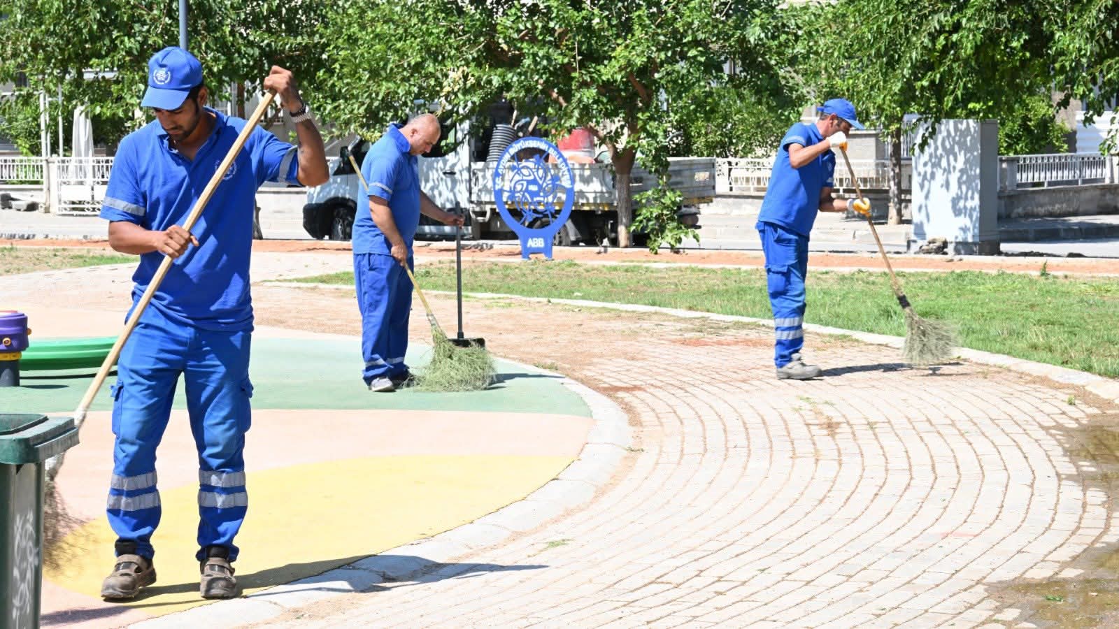 Başkan Çerçioğlu’nun çalışmaları ile Germencik pırıl pırıl oluyor