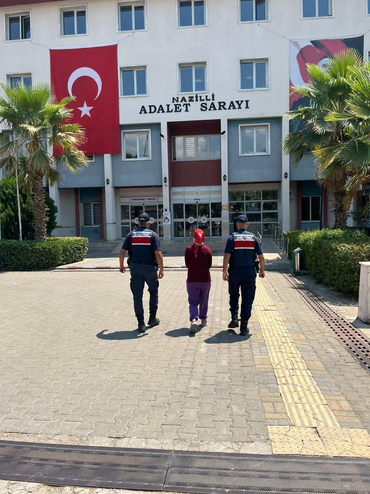 Aydın’da aranan 2 kadın hükümlü yakalandı