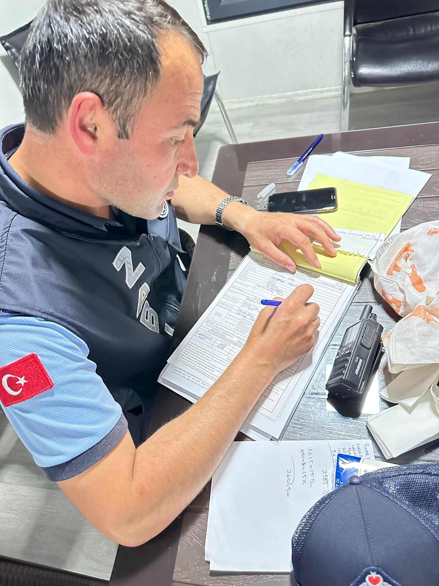 Kuşadası’nda zabıta ekiplerinden dilencilere geçit yok