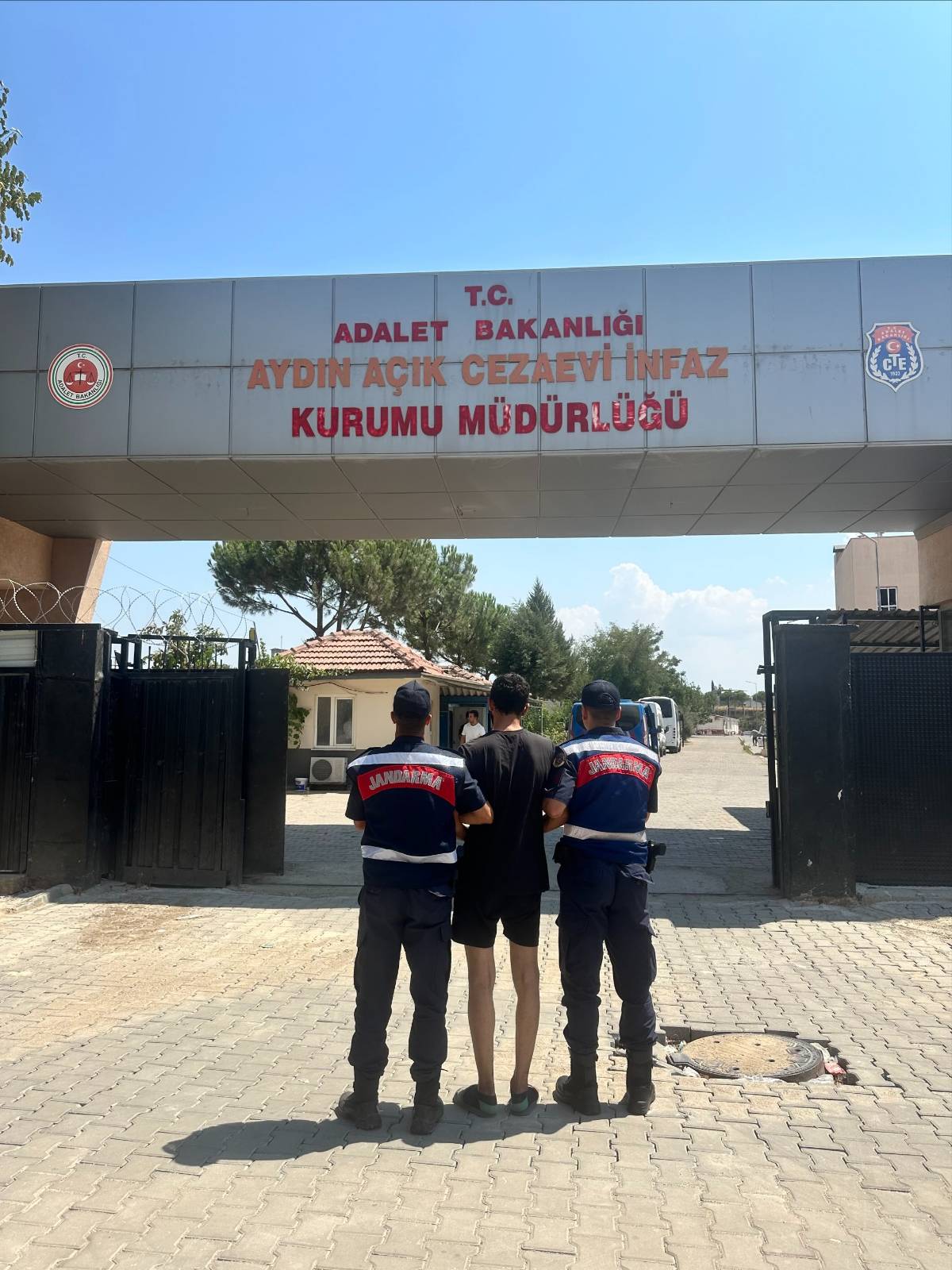 Aydın’da aranan şahıslara operasyon: 25 kişi yakalandı