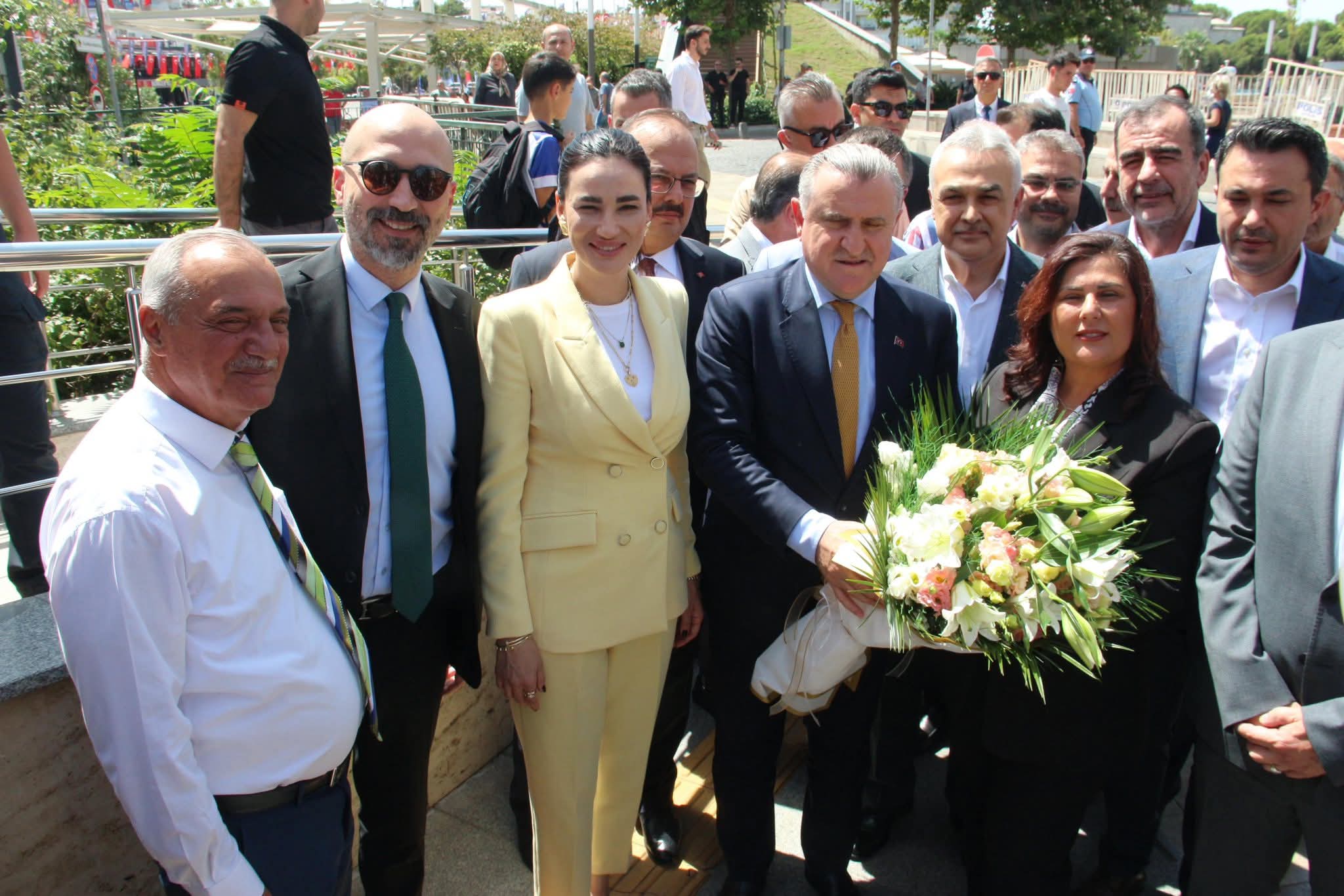 Aydın’da 9 yıl sonra bir ilk: Bakan Bak, Çerçioğlu’nu ziyaret etti