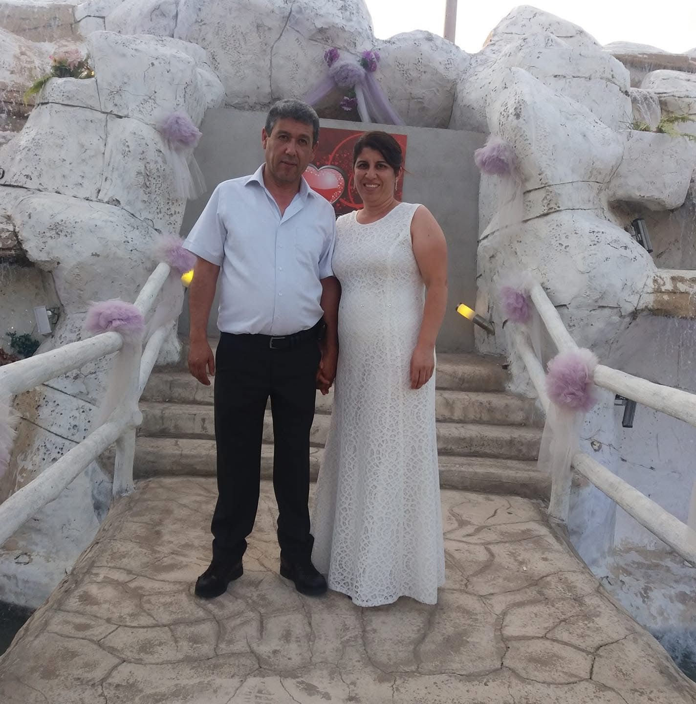 Çeyiz dükkanında kanlı veda- Polis memuru eşini çeyiz dükkanında öldürdü