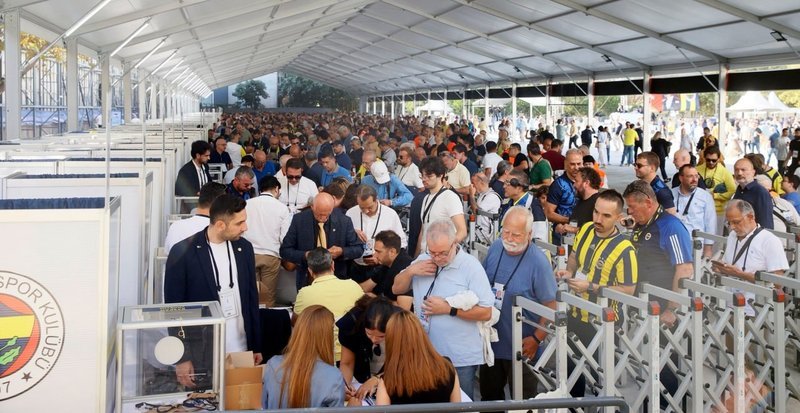 Kadıköy’de tarihi gün! Fenerbahçe yeni başkanını seçiyor