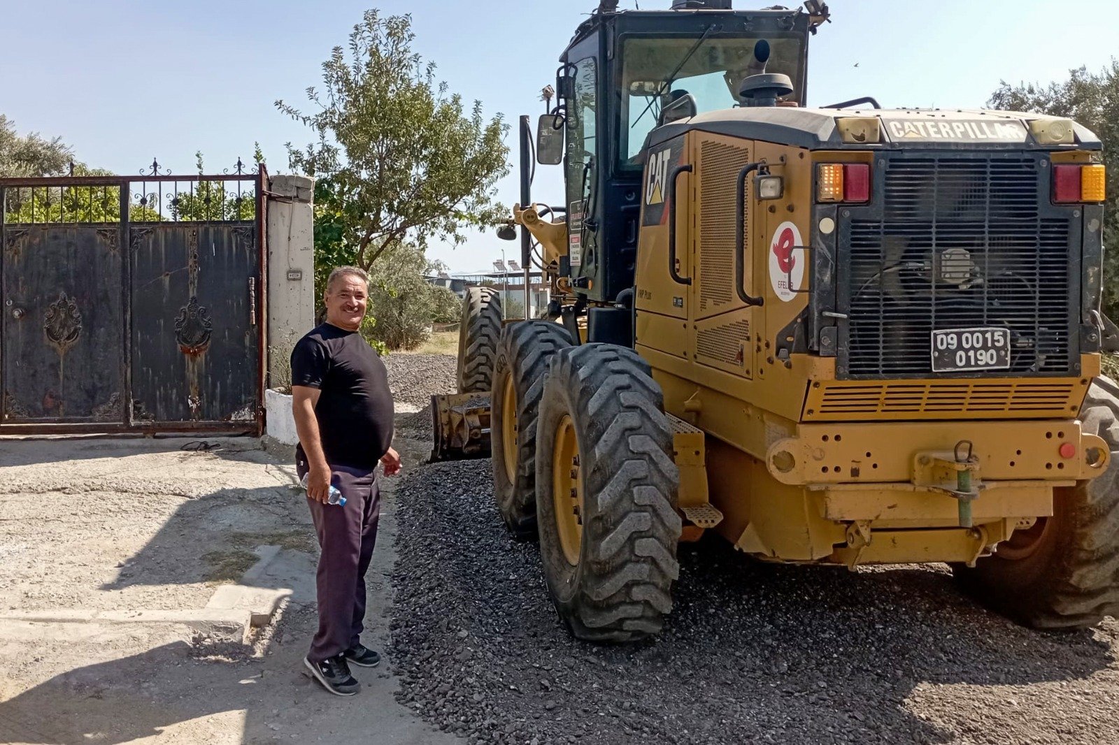 Başkan Yetişkin’le Efeler’de yollar daha güvenli ve düzenli