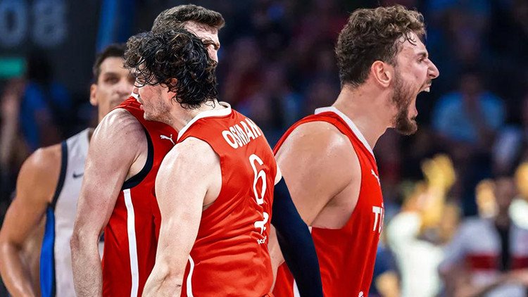 12 Dev Adam EuroBasket’te finalde
