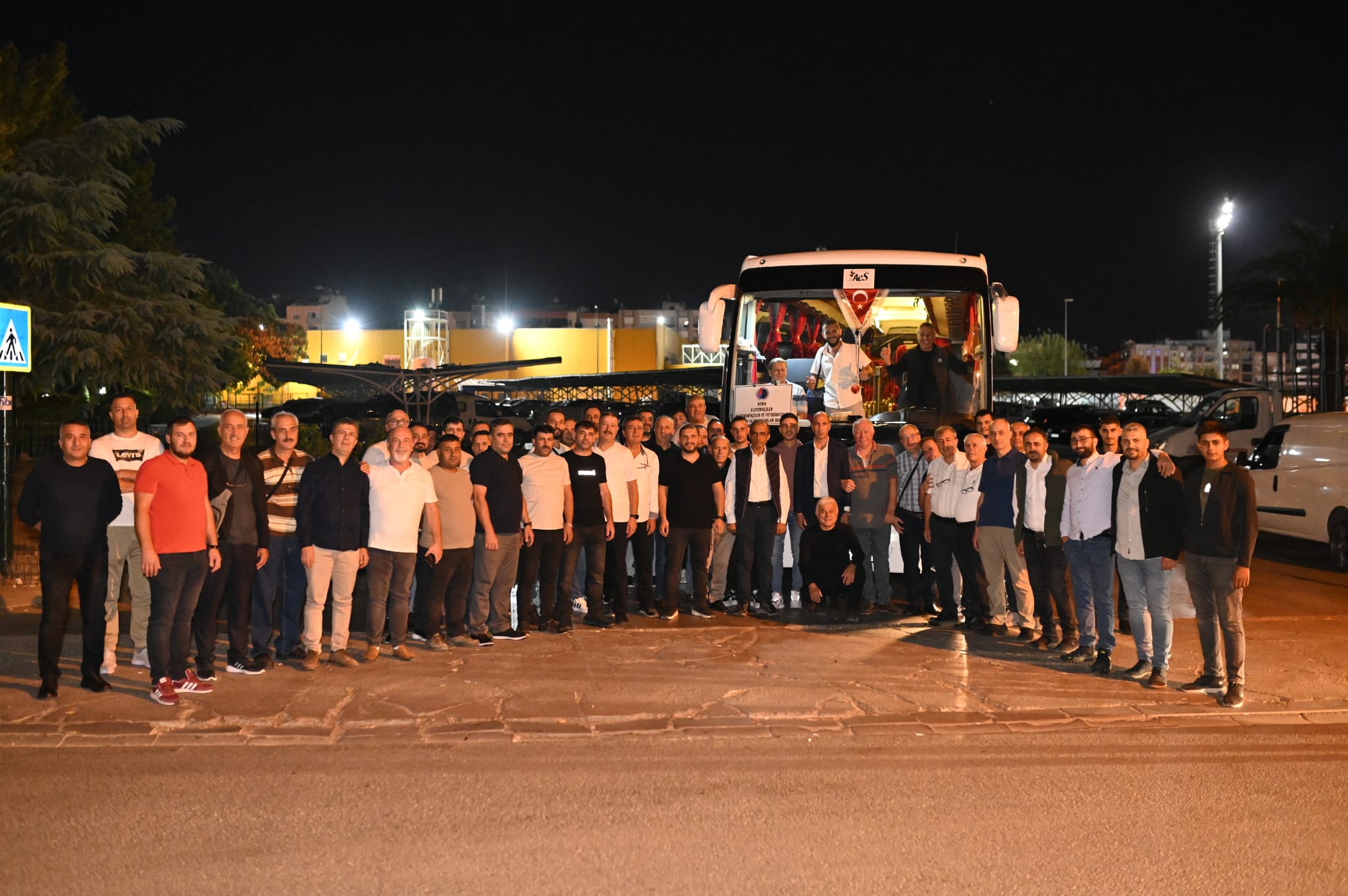 AYDIN ELEKTRİKÇİLER ODASI ÜYELERİNİ ÜCRETSİZ FUARA GÖTÜRECEK