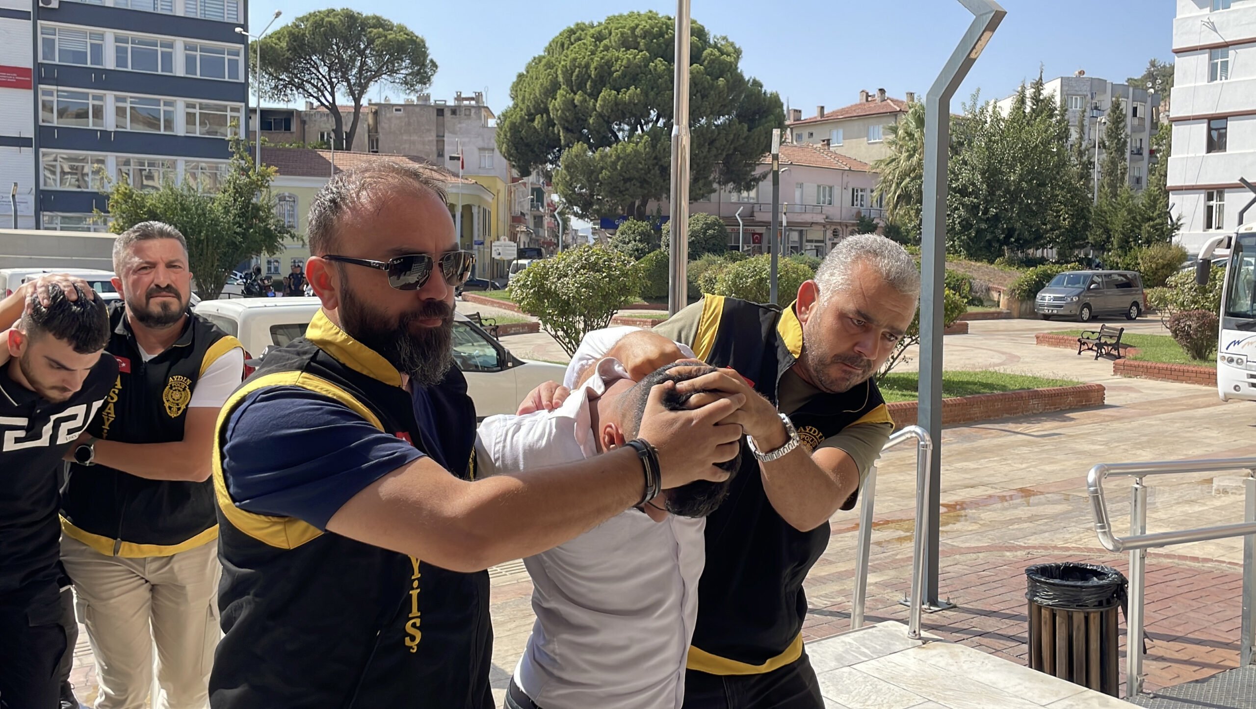 Aydın’da spor salonuna kurşun yağmuru: 5 tutuklama