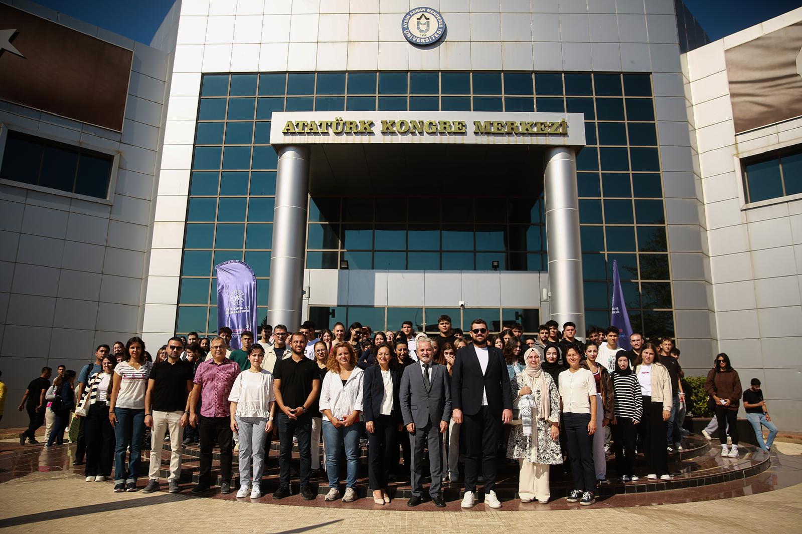 ADÜ’de oryantasyon programları sürüyor