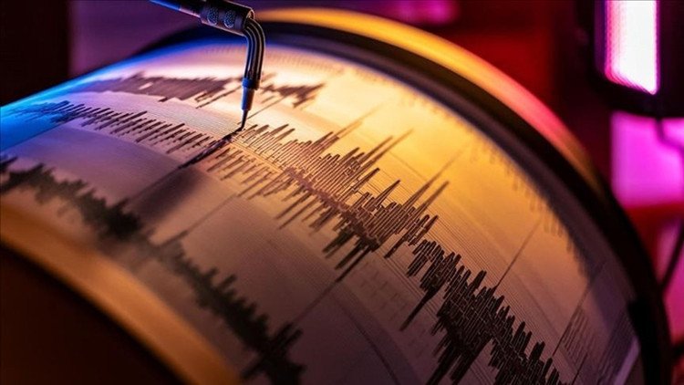 Karadeniz’de 3.7 büyüklüğünde deprem! İstanbul’da da hissedildi