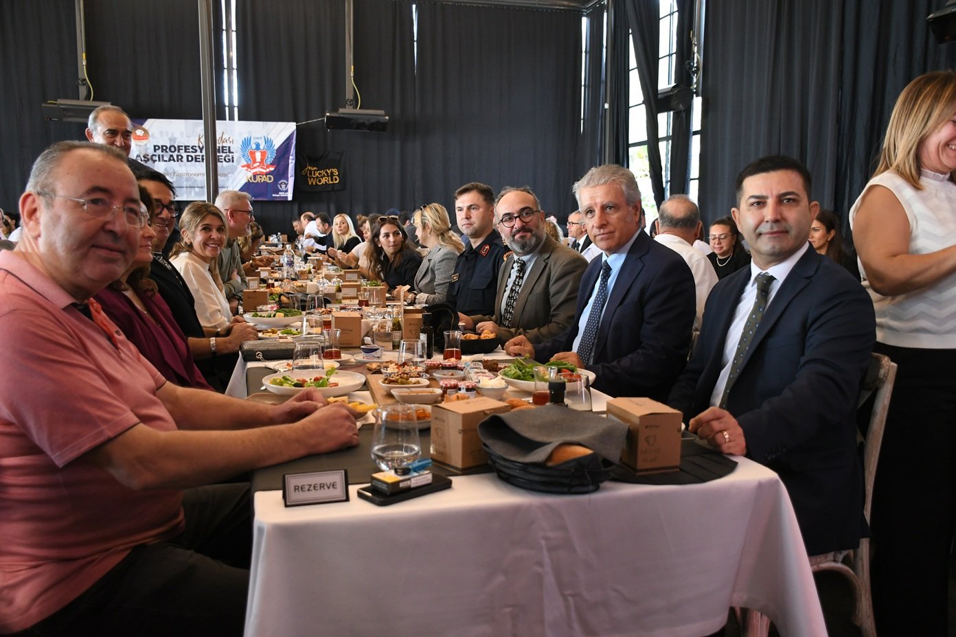 Başkan Ömer Günel’den Kuşadası Gastronomisine iki büyük müjde