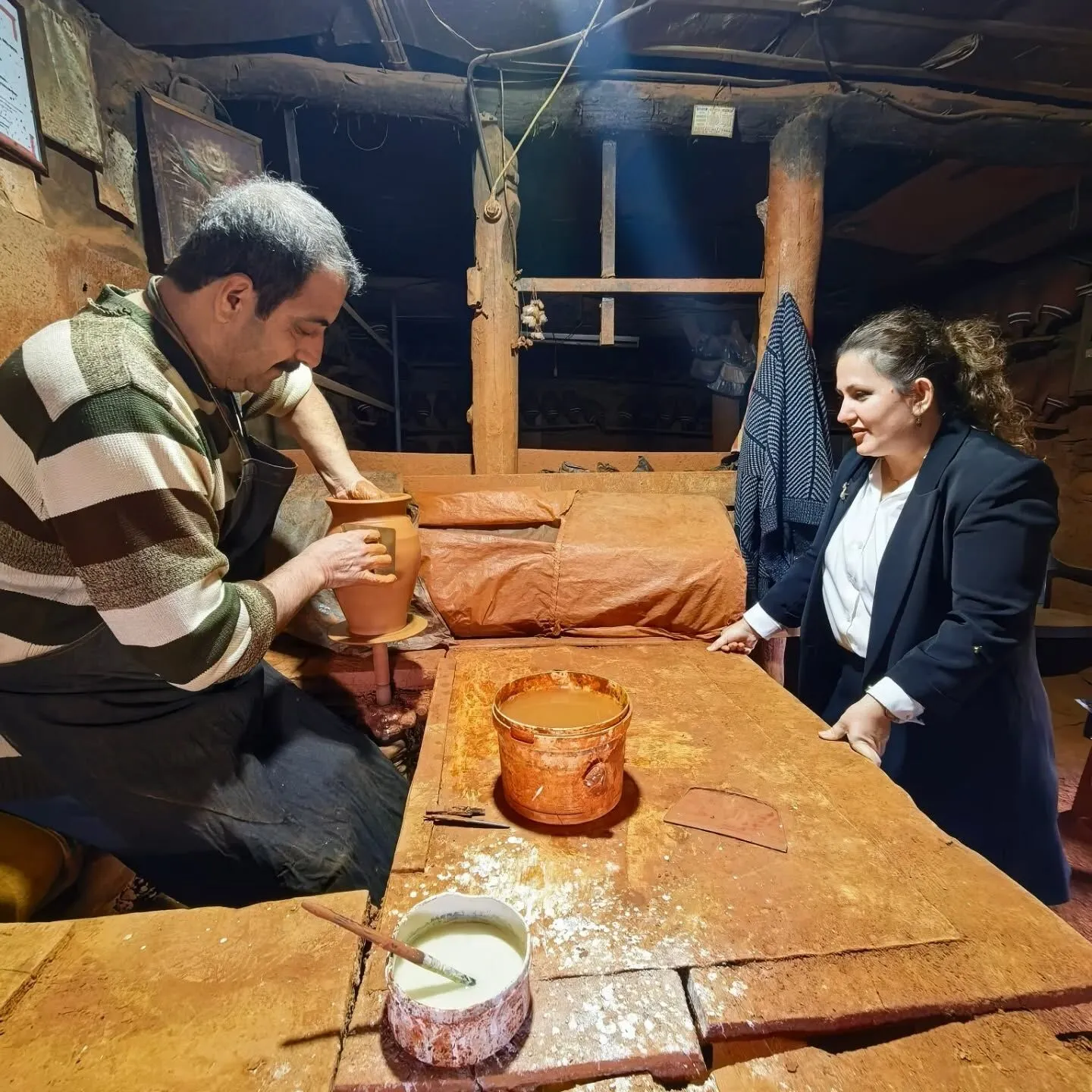 Çömlekçilik geleneği Karacasu’da yaşatılıyor