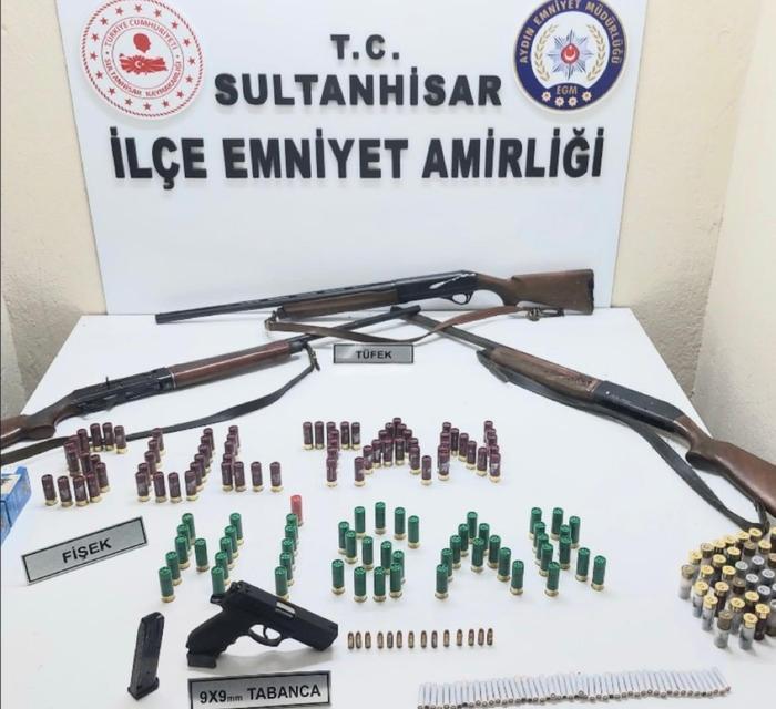 Aydın’da kaçak silah operasyonu