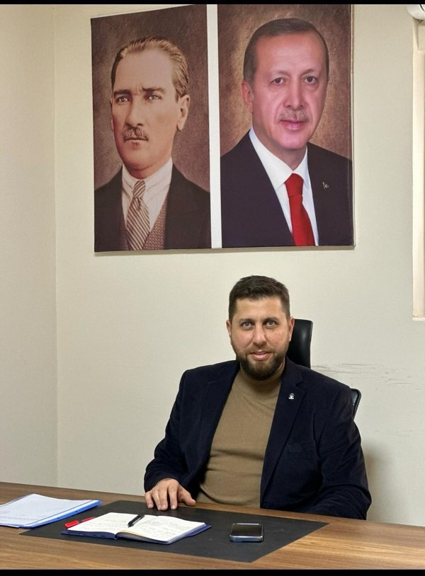 Kandemir’den Şahin’e sert tepki: “Cenazeyi defnetmekten acizsiniz!”