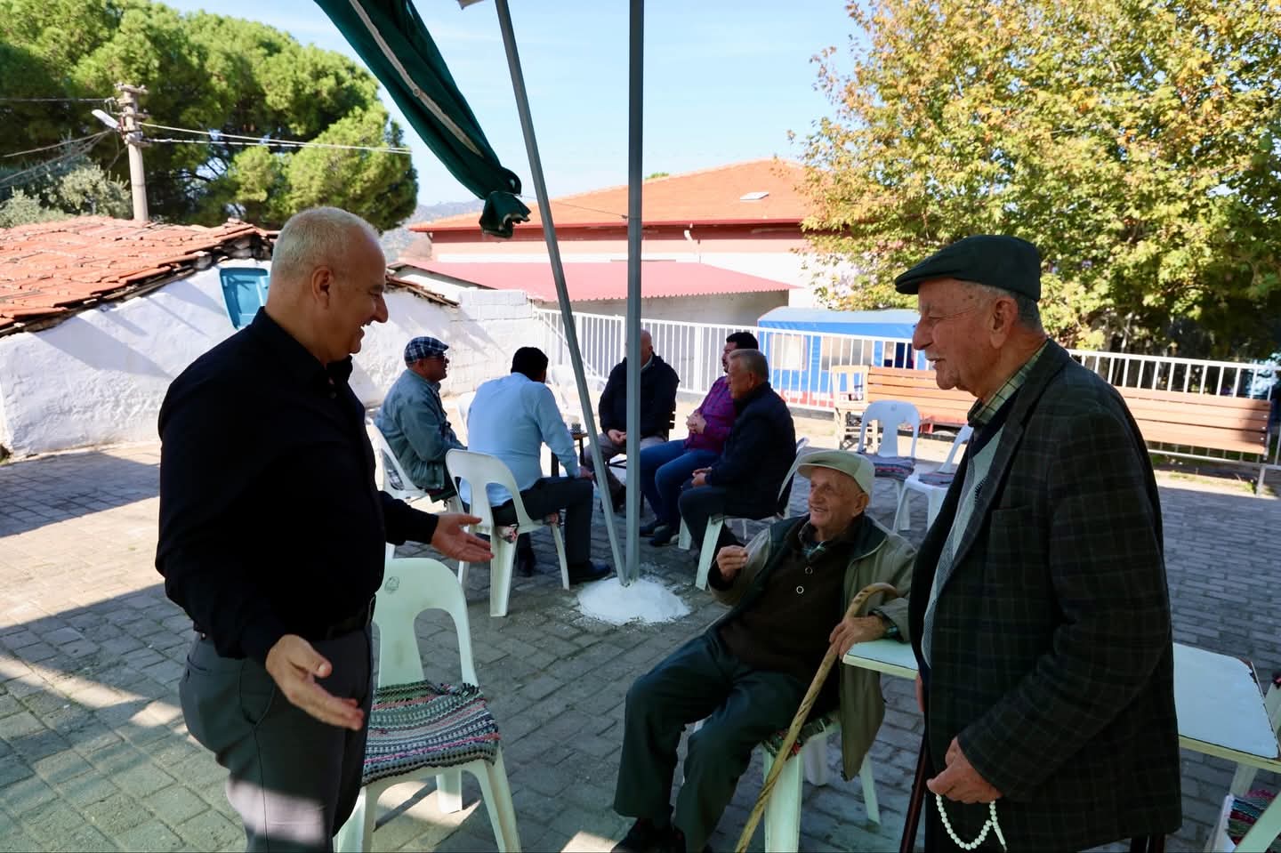 Başkan Kıvrak Akçaova’da talepler dinlendi