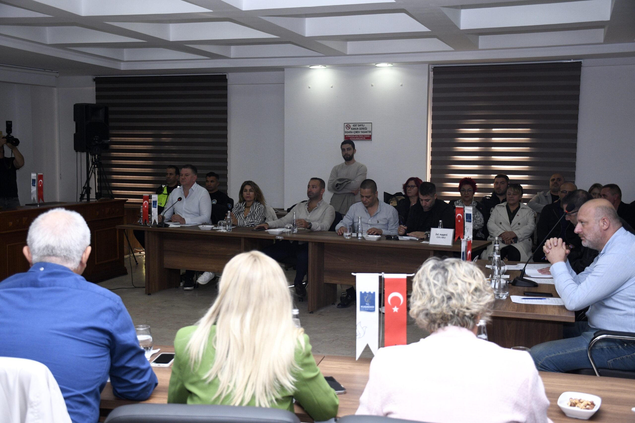 Başkan Ömer Günel provokasyonlara geçit vermedi