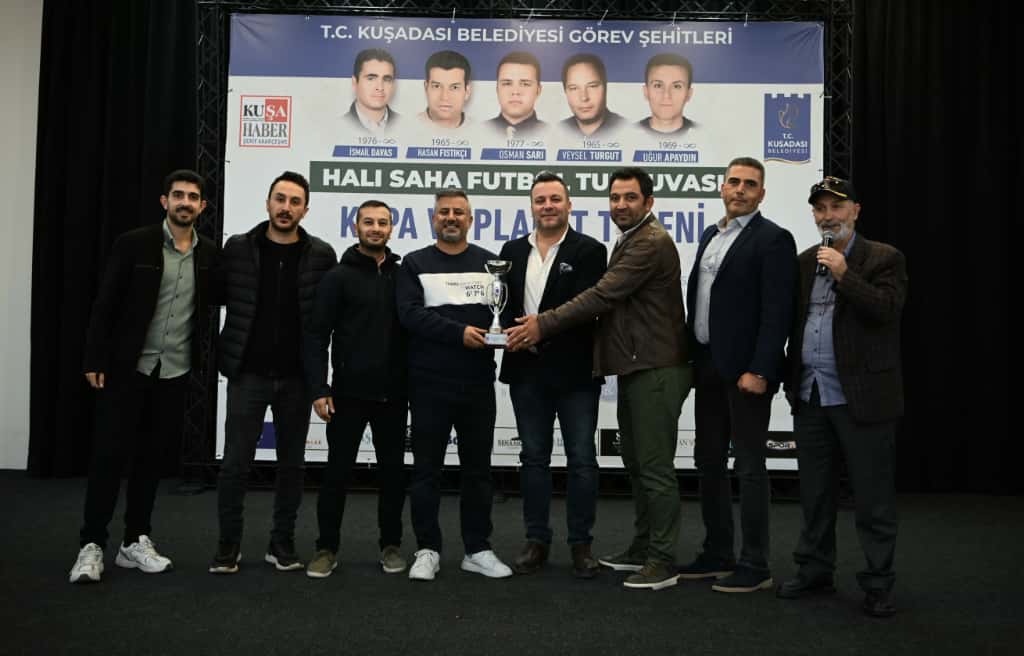 Kuşadası Belediyesi görev şehitleri futbol turnuvasında kupalar sahiplerini buldu