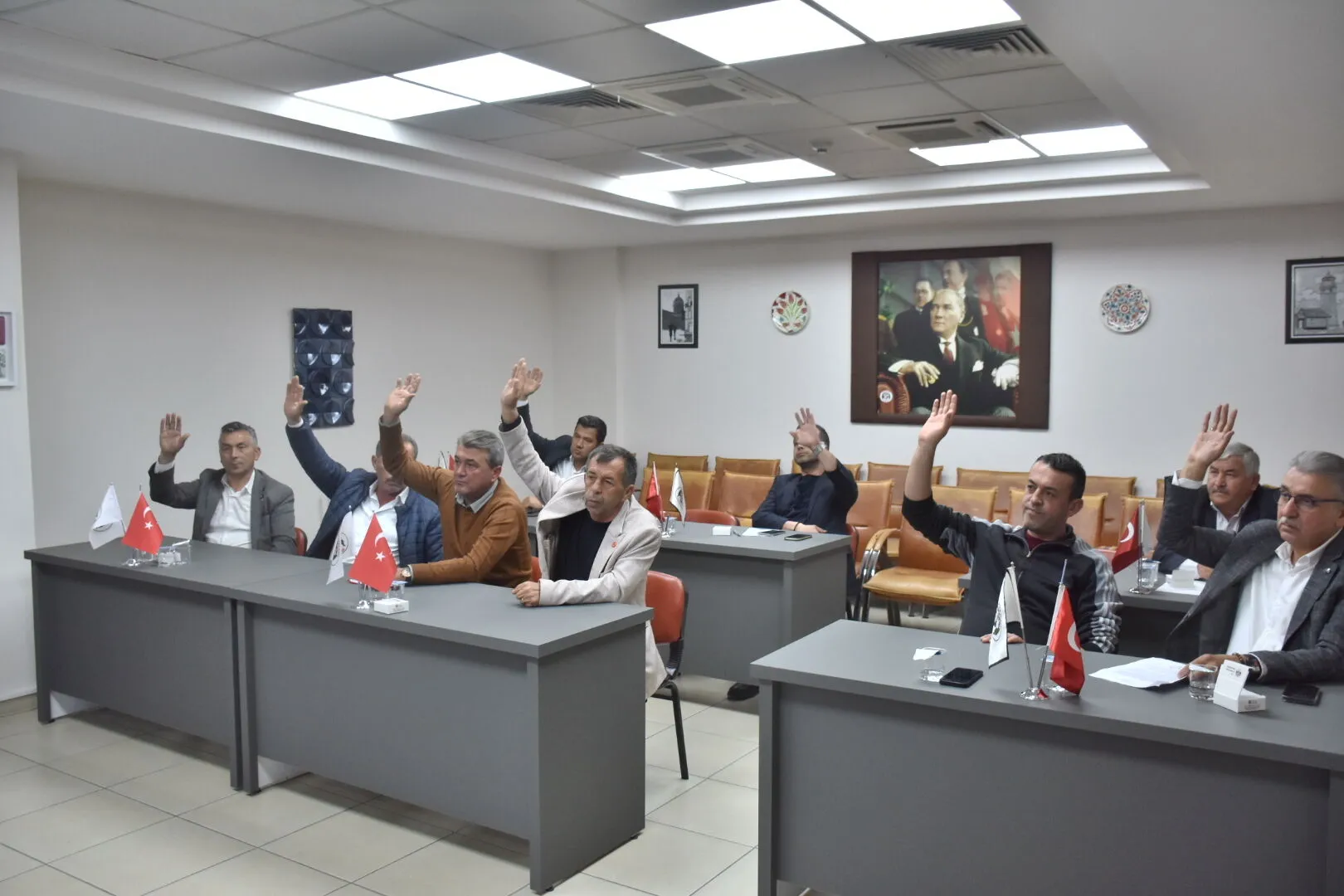 Karacasu Belediye Meclisi olağanüstü toplandı