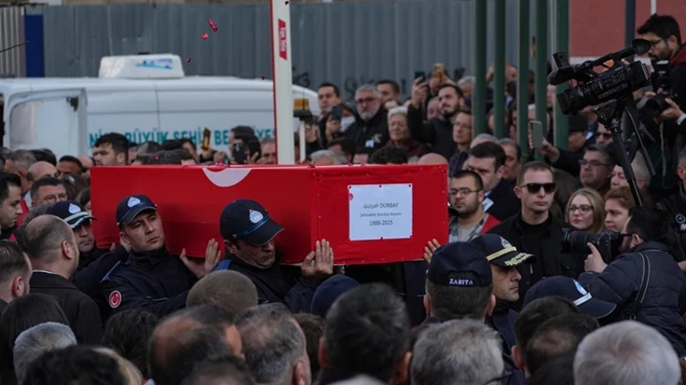Şehzadeler Belediye Başkanı Gülşah Durbay’a gözyaşlarıyla veda! ‘Çok acıklı bir hikaye yazdık’