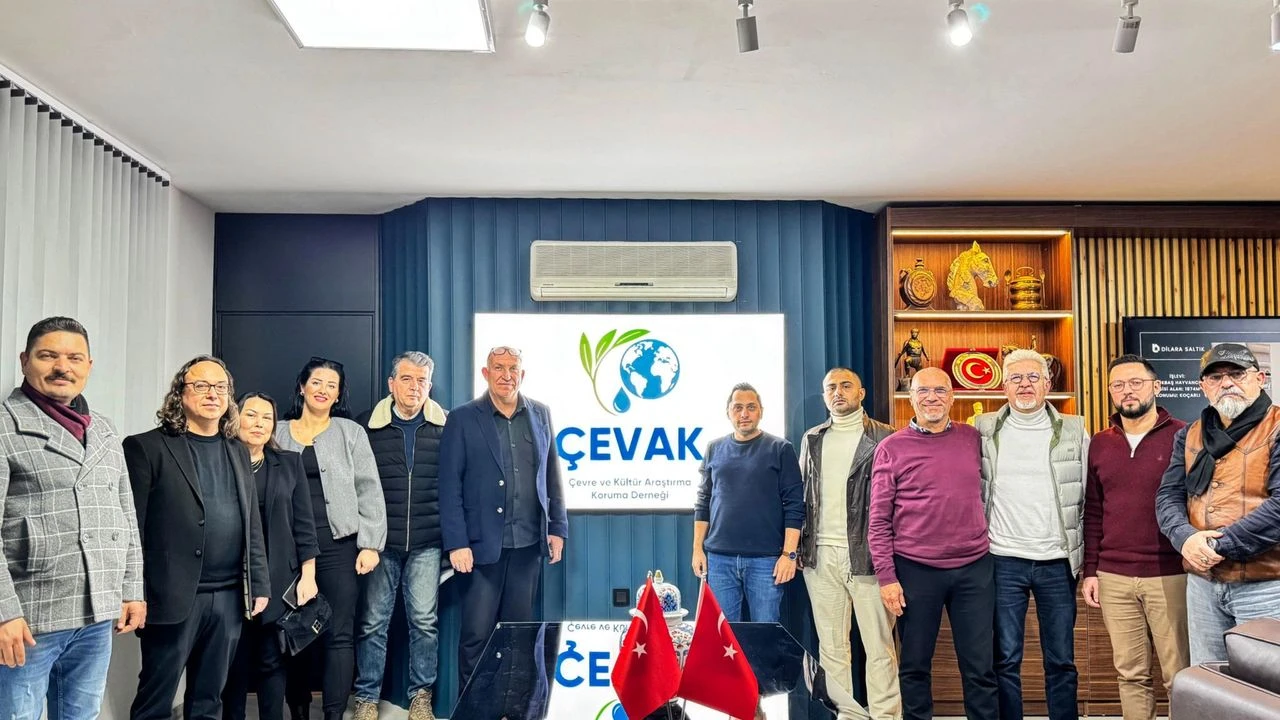 ÇEVAK Başkanı Koca güven tazeledi