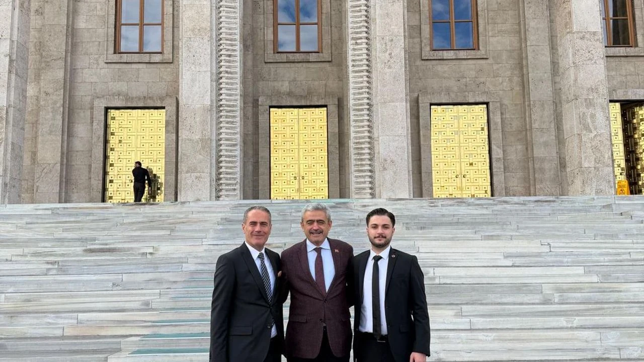 MHP’li Çağlayan’dan Alıcık’a destek
