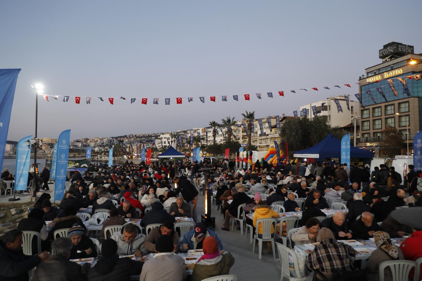 Başkan Çerçioğlu binlerce vatandaşı her gün iftar sofralarında buluşturuyor