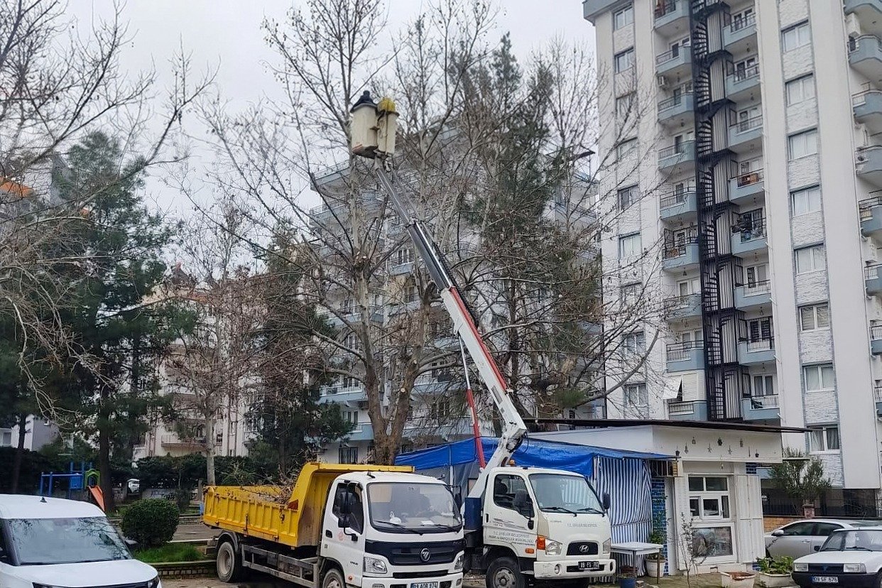 Efeler Belediyesi yoğun yağışlara karşı teyakkuzda