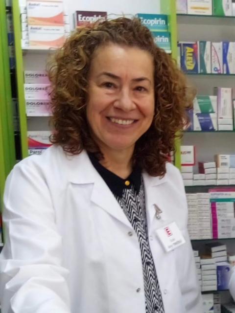 Kuşadası’nın sevilen eczacı hayatını kaybetti