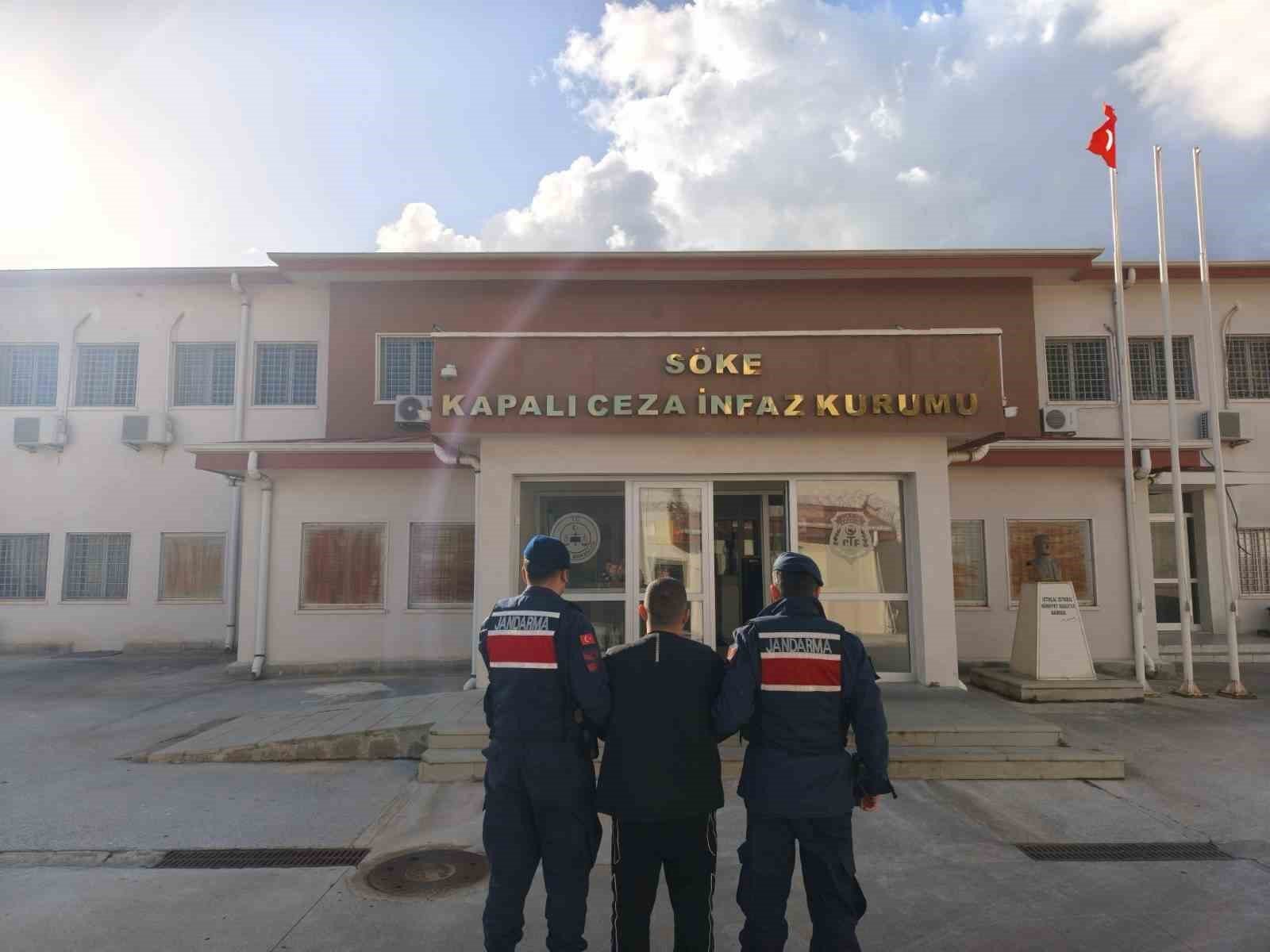 Kuşadası’nda uyuşturucu suçundan aranan zanlı tutuklandı