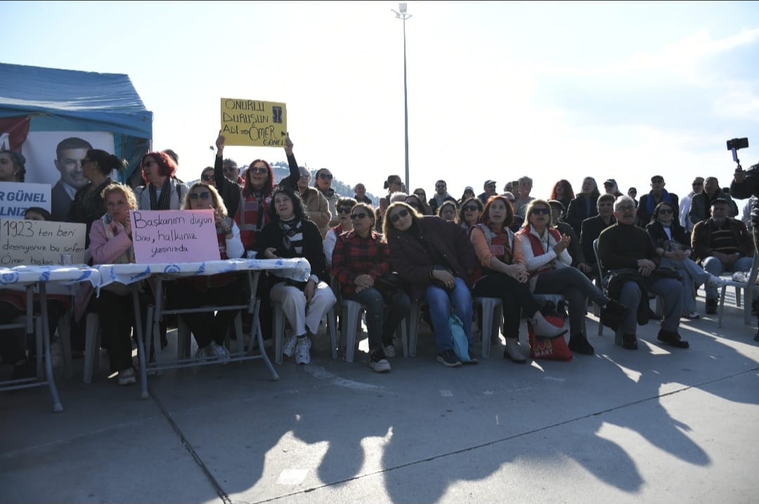 Adalet ve dayanışma çadırında destek türkülerle yükseldi