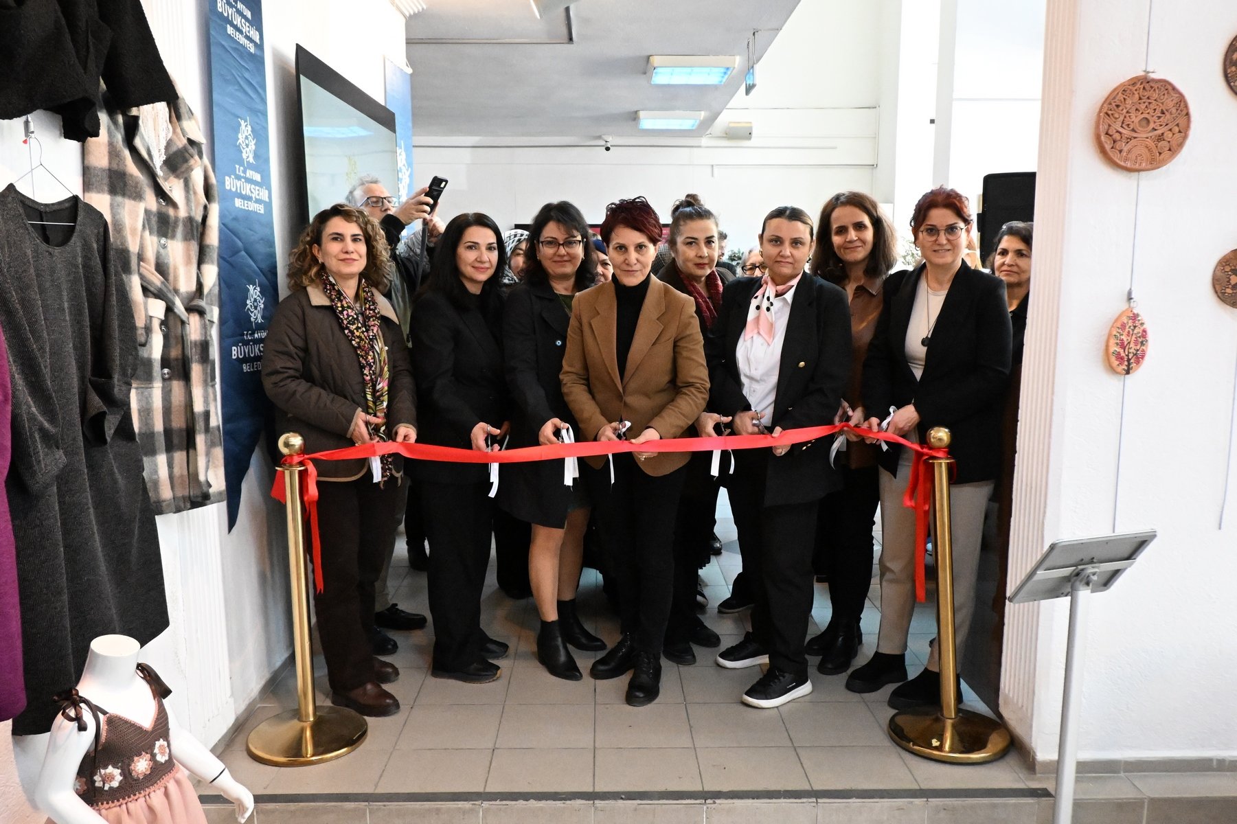 Başkan Çerçioğlu’ndan 8 Mart Dünya Kadınlar günü’nde “Kadının izi” sergisi