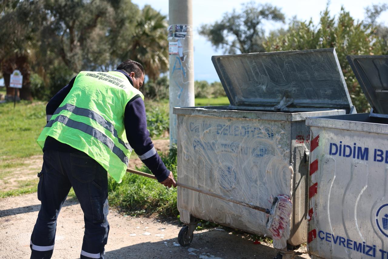 Didim Belediyesi ekiplerinden, Akbük ve Fevzipaşa Mahallesi’nde kapsamli temizlik çalışması