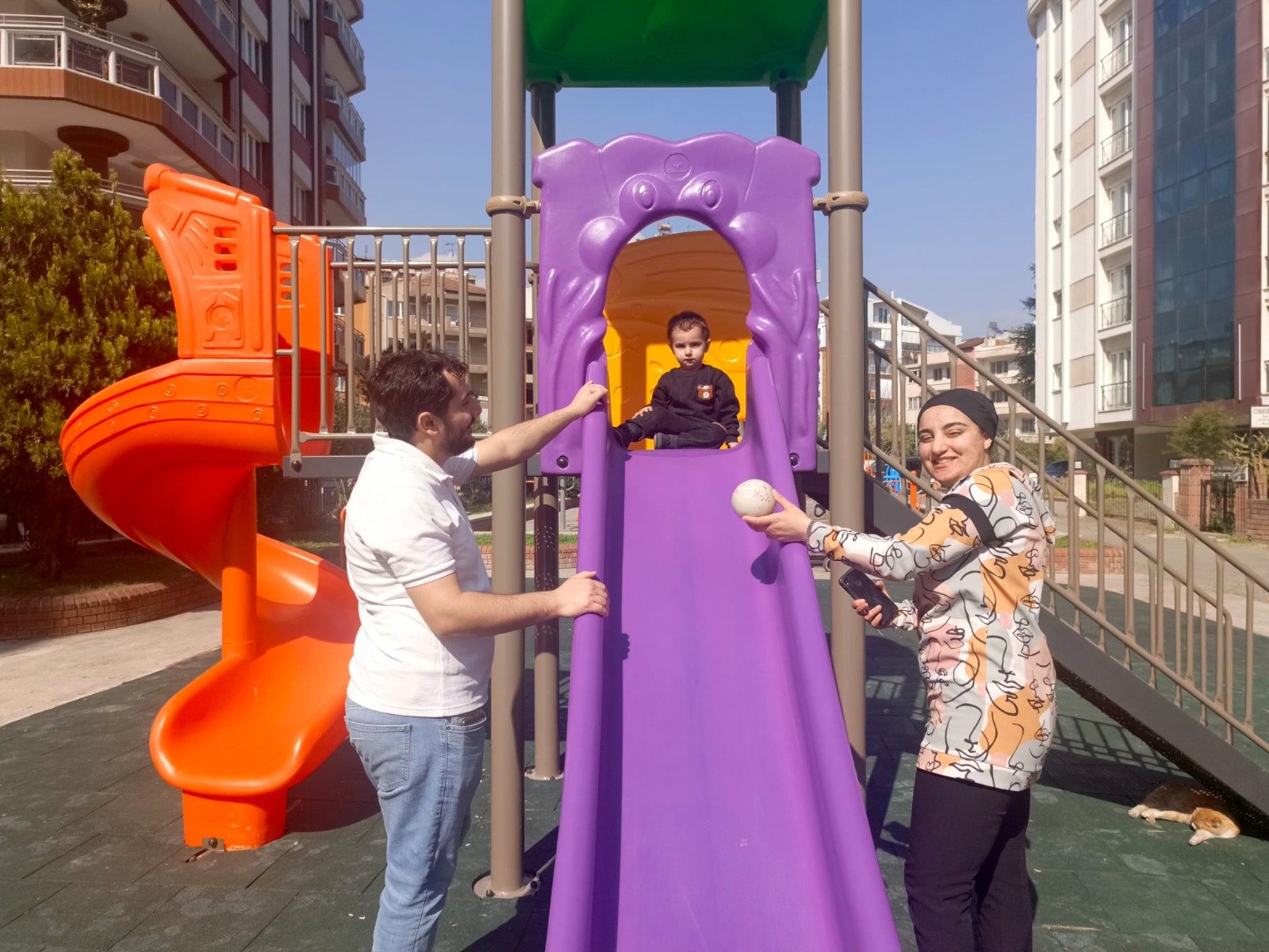 Başkan Anıl Yetişkin ile Efeler’in parkları daha güvenli daha konforlu