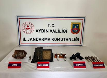 Aydın’da Bizans dönemine ait tılsımlı kitap ele geçirildi