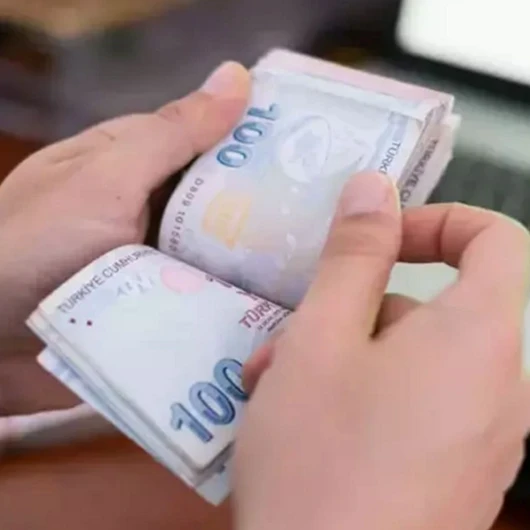 Emeklilerin bayram ikramiyesi belli oldu