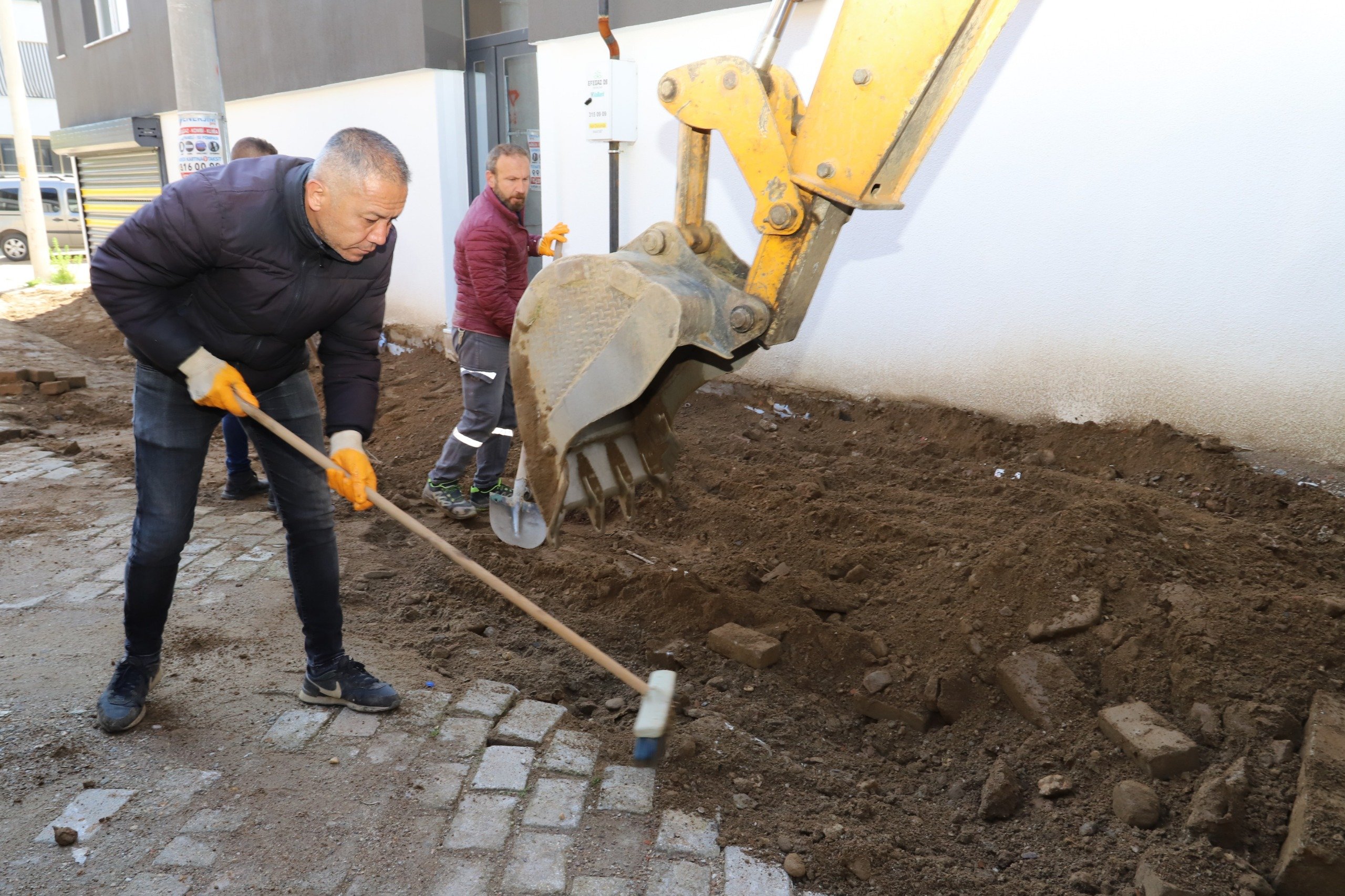 Nazilli Belediyesi’nden bakım ve tamirat atağı