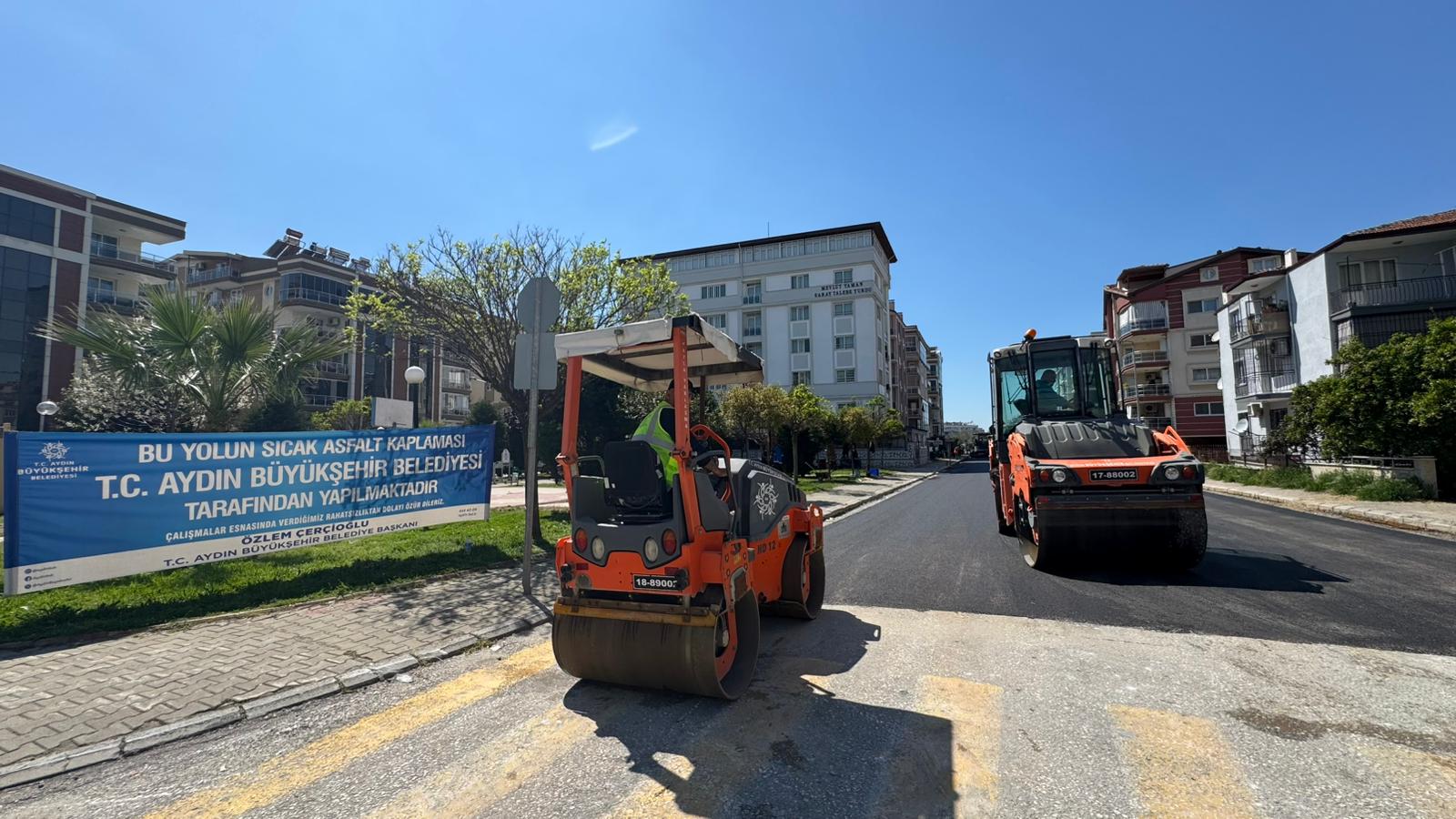 Başkan Çerçioğlu’ndan Efeler’de yol yenileme çalışması