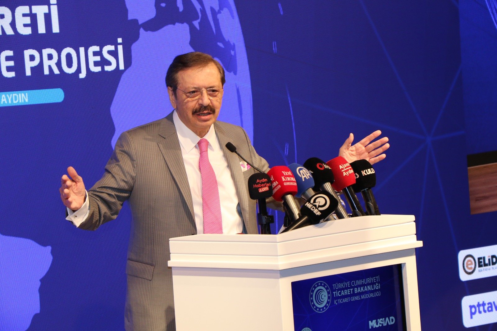 TOBB Başkanı Hisarcıklıoğlu Aydın’da: AYTO üyesine hizmet dalında asya pasifik ülkeleri arasında birinci
