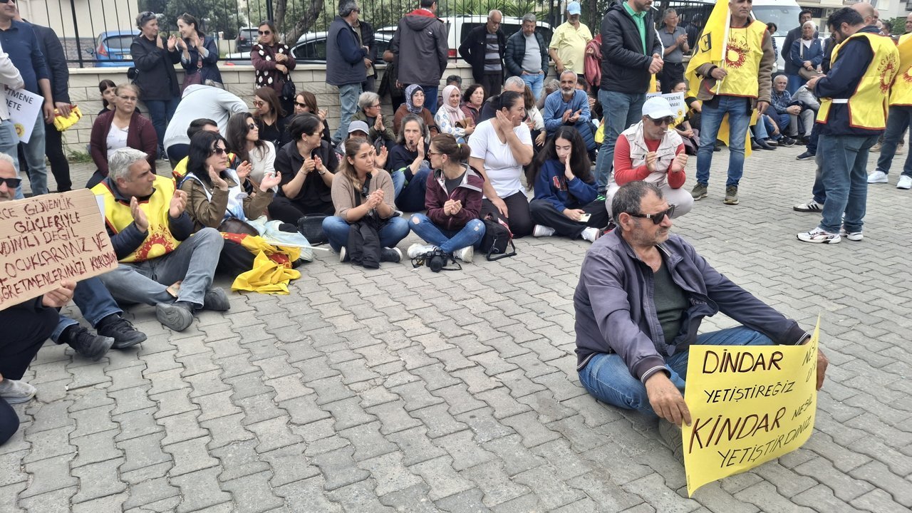 Didim Eğitim Sen’den okullardaki eylemlere oturma eylemli
