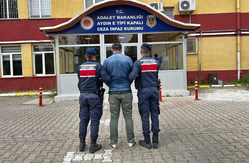 Çine’de zehir baskını: Evden uyuşturucu ve çok sayıda telefon çıktı