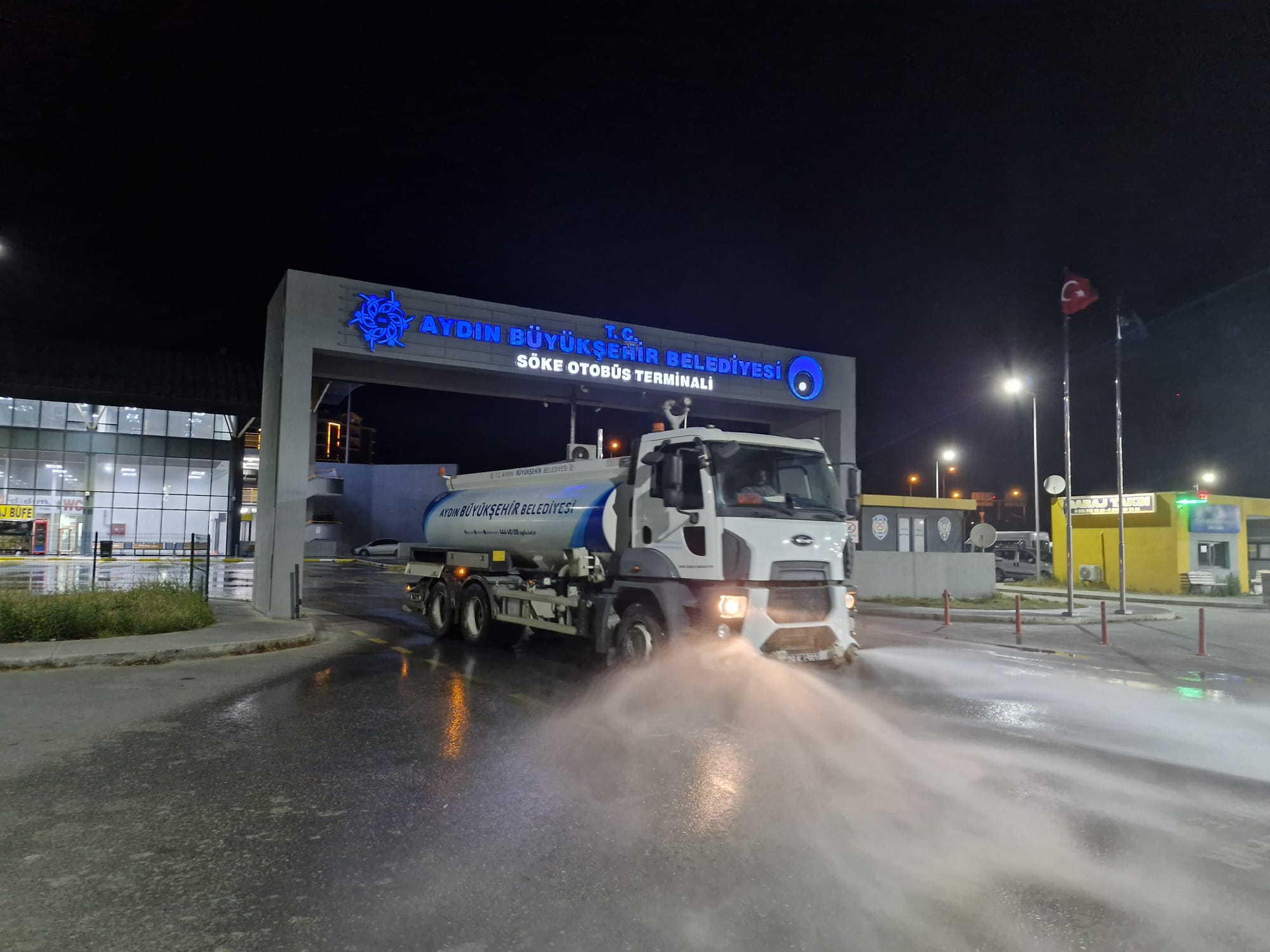 Çerçioğlu bayram hazırlıklarına tüm hızıyla devam ediyor