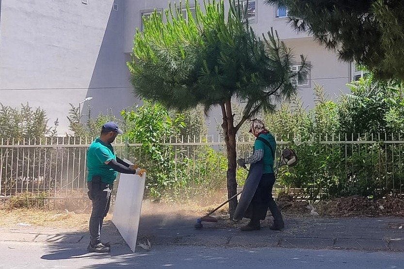 Başkan Yetişkin çalışıyor