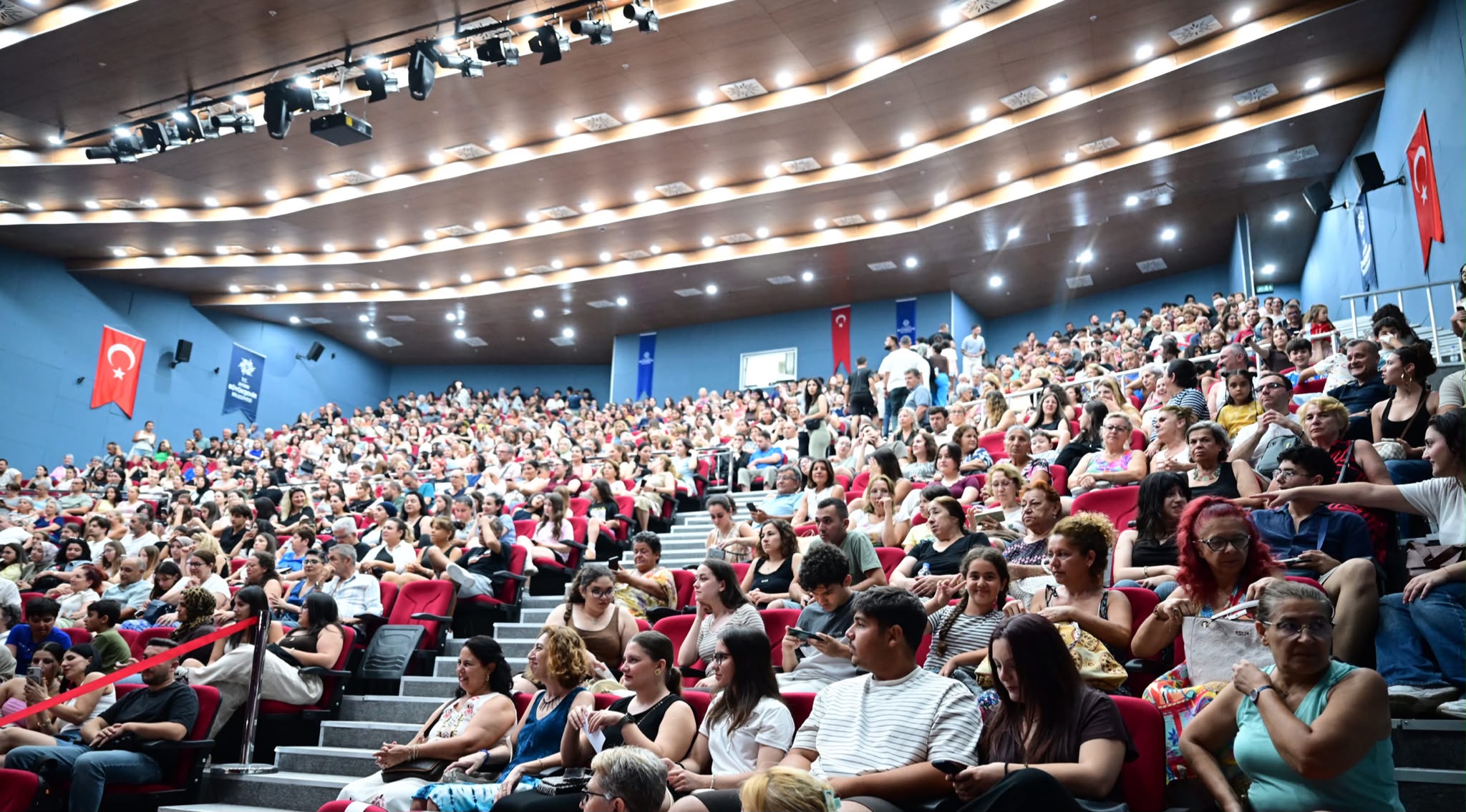 Başkan Çerçioğlu Didim’de vatandaşları ‘Yaza merhaba Konseri’ ile buluşturdu