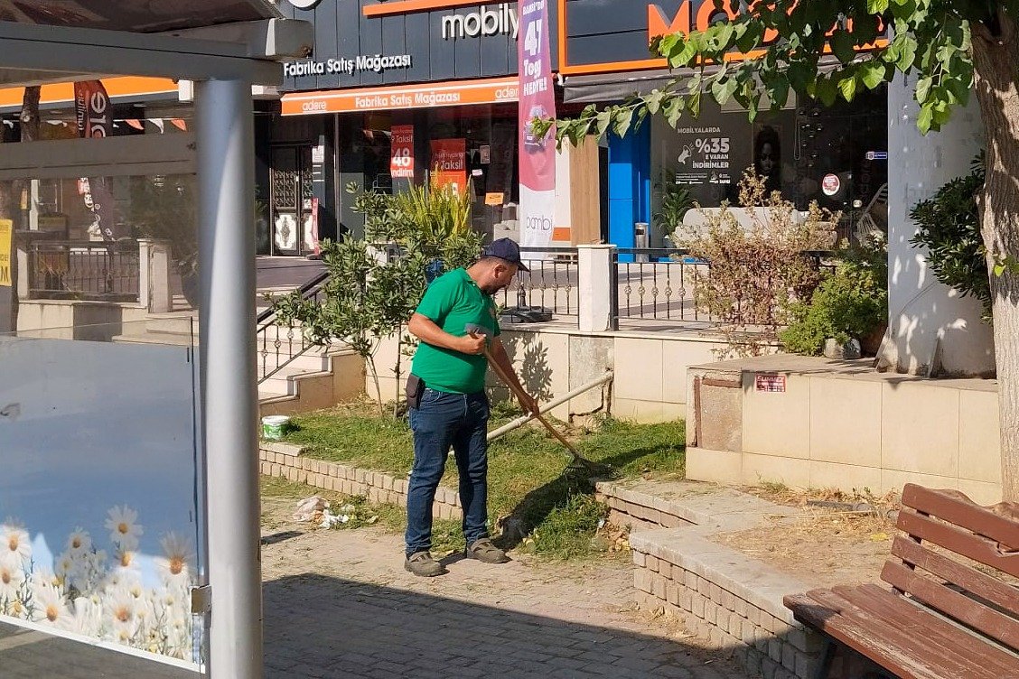 Efeler Belediyesi’nden kesintisiz çevre mesaisi
