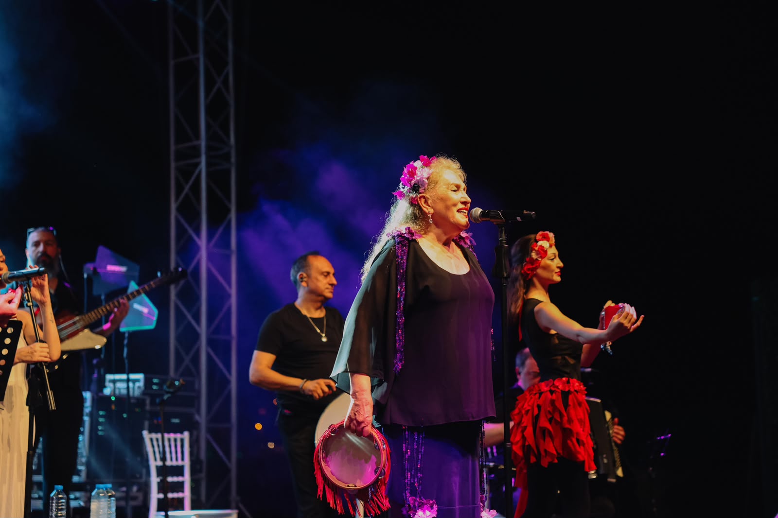 Didim Lavanta & Aromaterapi Festivali, muhteşem Suzan Kardeş konseriyle başladı