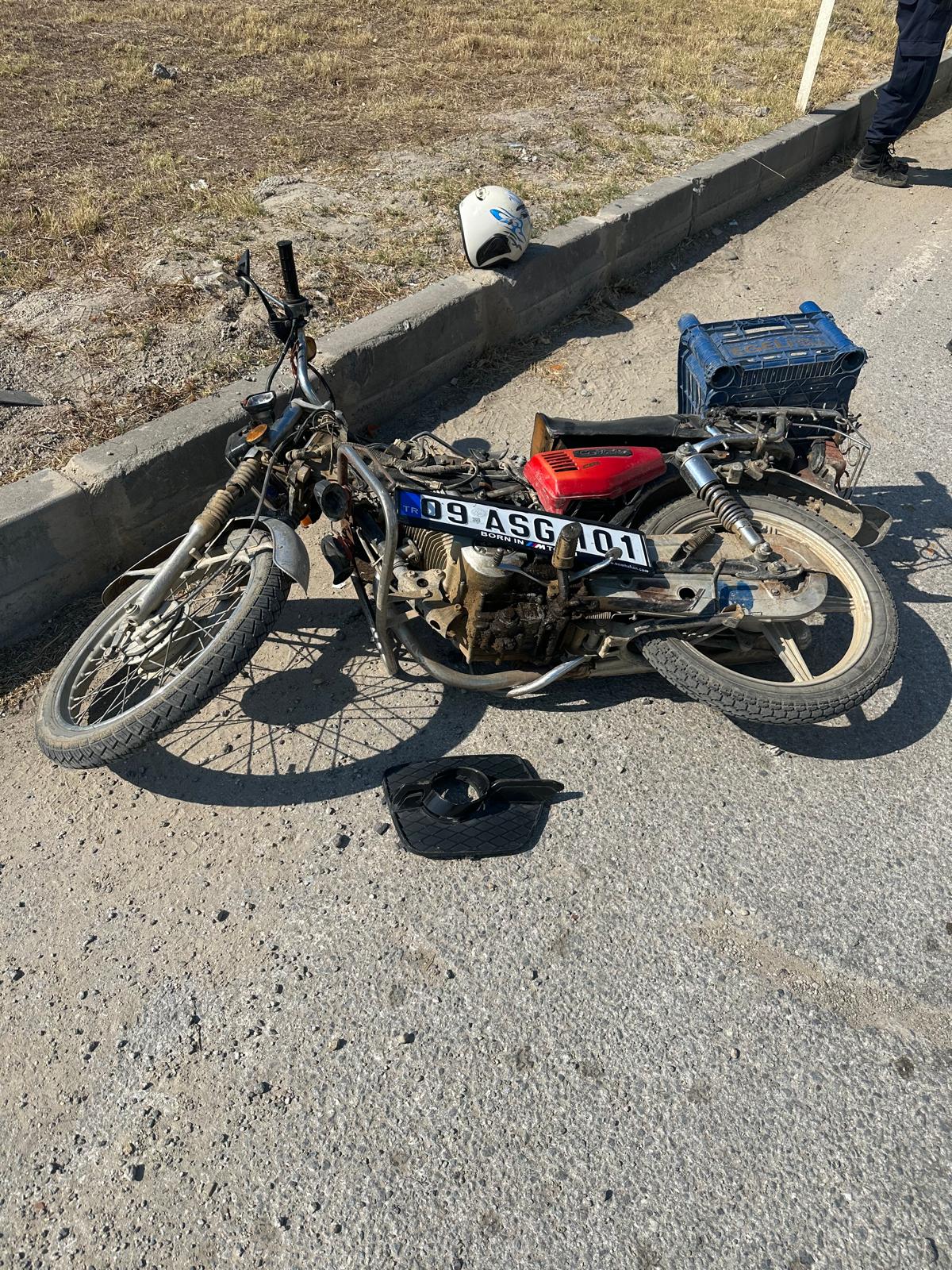 Çine’de motosiklete çarpan otomobil sürücüsü arkasına bakmadan kaçtı: Düşürdüğü plaka onu ele verdi