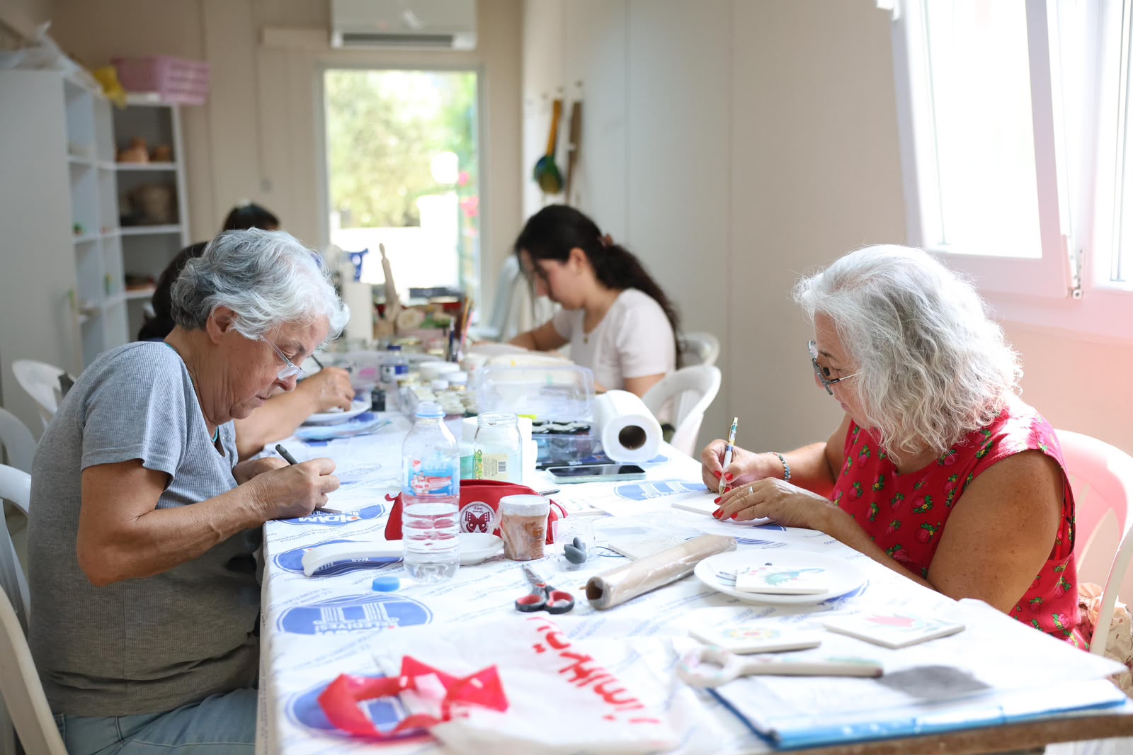 Didim Belediyesi, çini sanatını geleceğe taşıyor